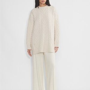 NWT Aritzia Cream Cable Knit Crewneck Sweater